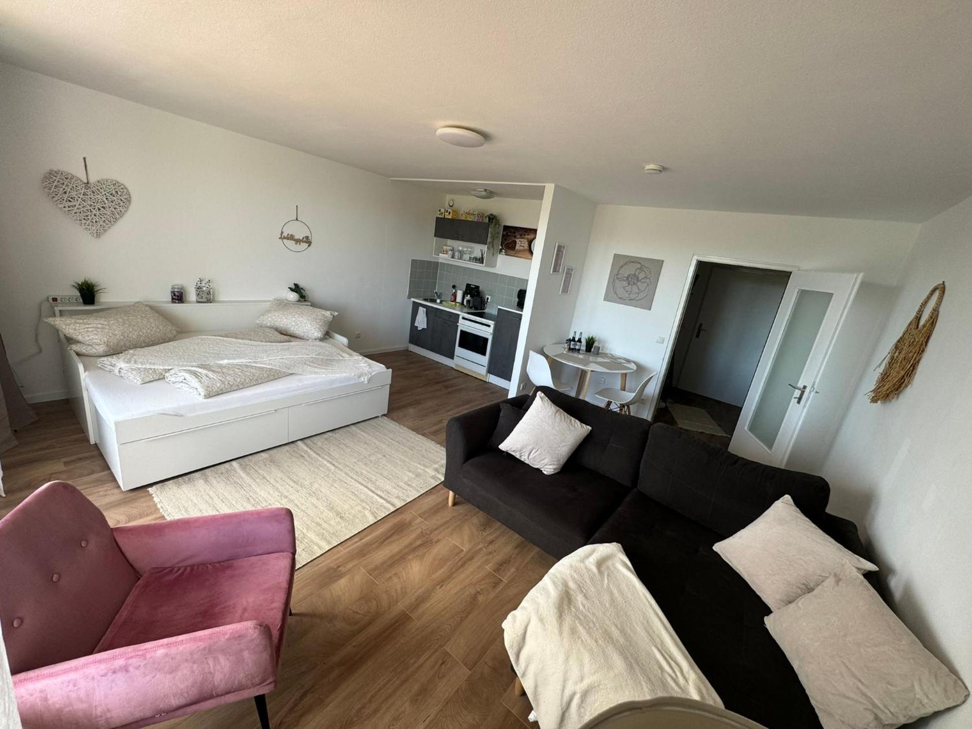 1 Zimmer Wohnung Mit Balkon Und Kueche Μπαϊρόιτ Εξωτερικό φωτογραφία