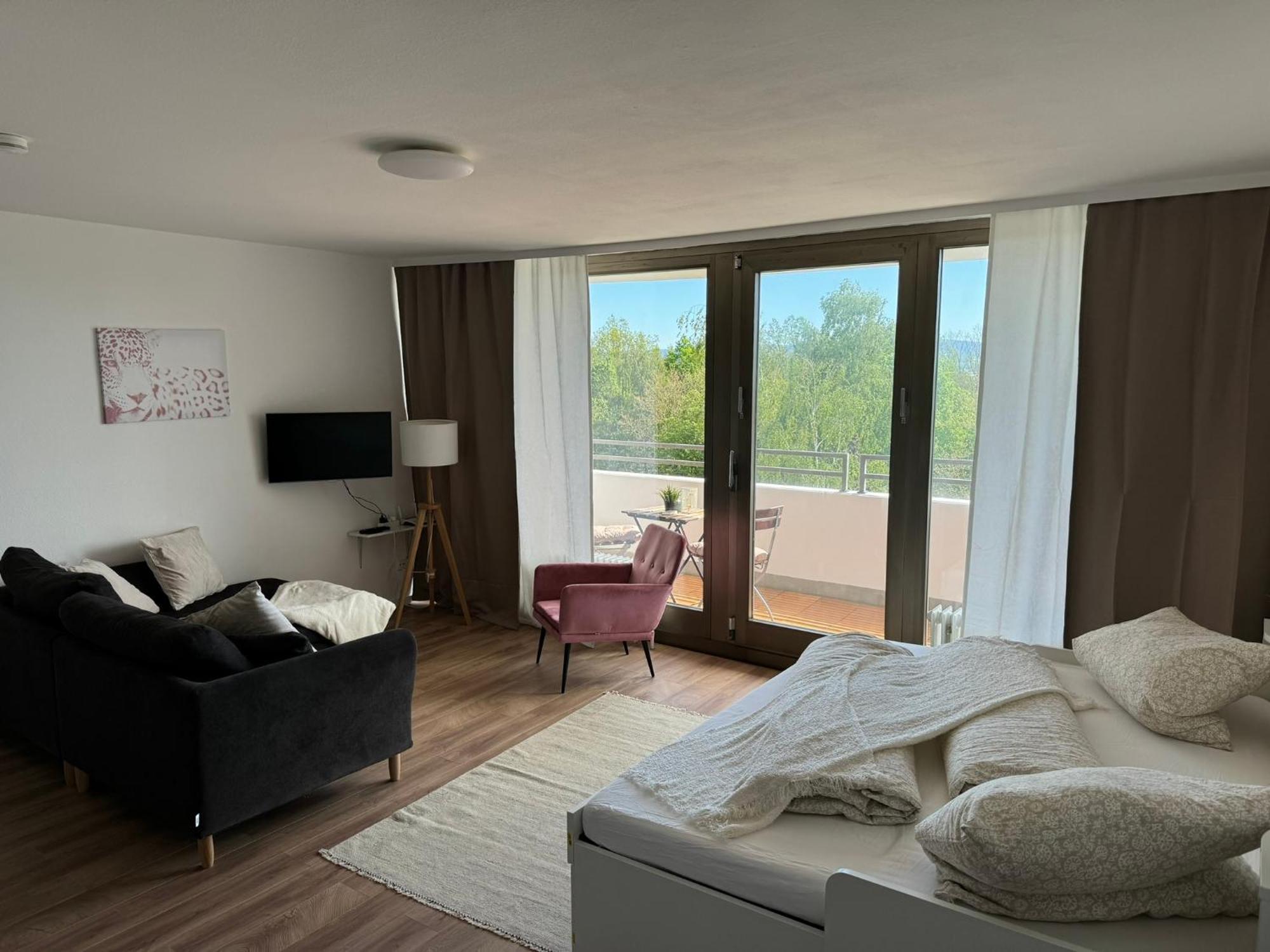 1 Zimmer Wohnung Mit Balkon Und Kueche Μπαϊρόιτ Εξωτερικό φωτογραφία